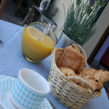 Vakantiehuis Charming In Noville Luzery