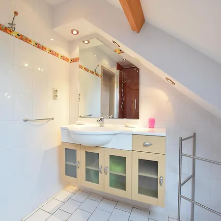 Charming In Noville Luzery