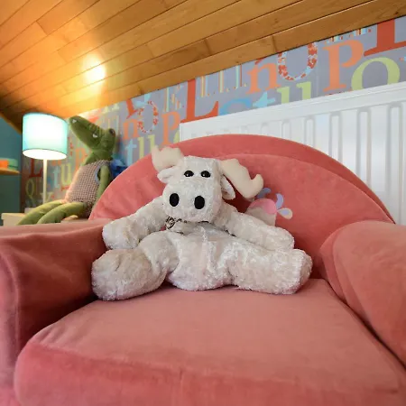 Cozy In Noville With Private Terrace Luzery