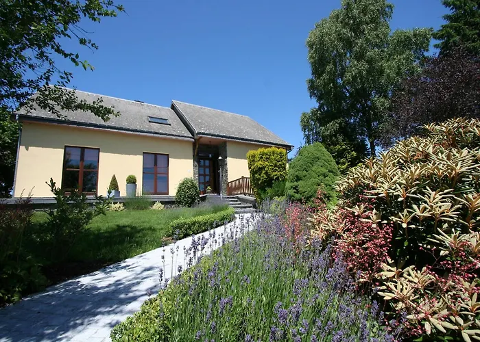 Charming In Noville * Luzery