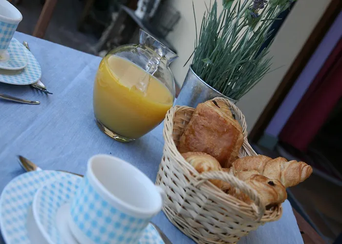 Ferienhaus Charming In Noville Luzery